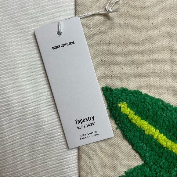 Urban Outfitters Mini Tufted Flag Textured Mary Jane 100% Cotton Tapestry NWT - Picture 9 of 15